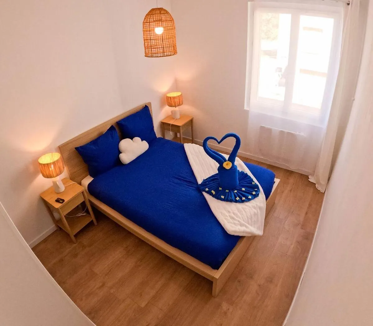 New! Wifi, Disney Plus L'Escale Des Remparts Avignon Apartment