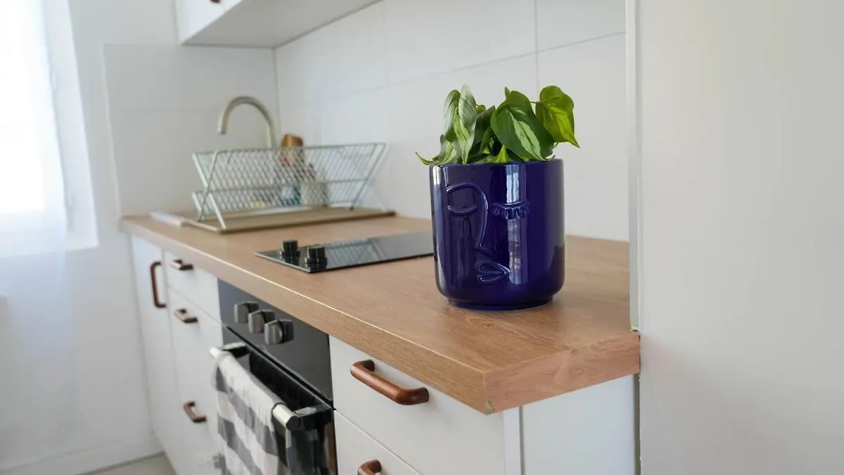 New! Wifi, Disney Plus L'Escale Des Remparts Avignon Apartment